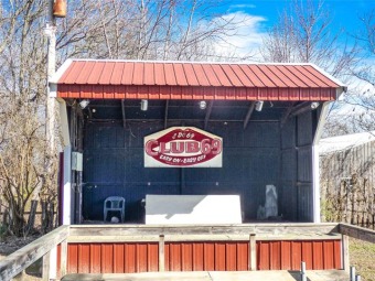 PRIME LOCATION FOR YOUR NEW BUSINESS!! SOLD - Lake Commercial SOLD! in Eufaula, Oklahoma