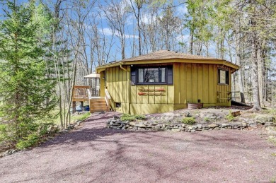 Lake Home For Sale in Pocono Pines, Pennsylvania