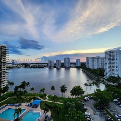 Little Maule Lake Condo For Sale in Aventura Florida