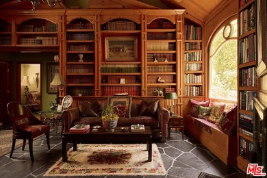 A romantic European-inspired villa in Santa Monica's coveted - photo 5
