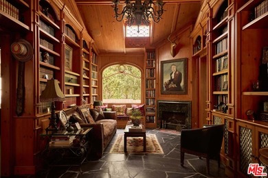 A romantic European-inspired villa in Santa Monica's coveted - photo 6