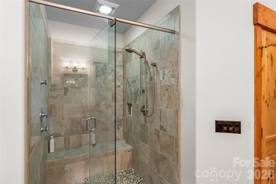 Exceptional Arts & Crafts lakefront retreat showcasing superior - photo 19