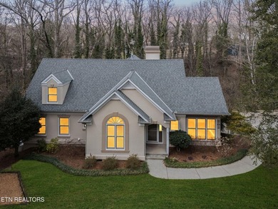 Fort Loudoun Lake Home For Sale in Knoxville Tennessee