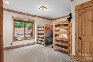 Exceptional Arts & Crafts lakefront retreat showcasing superior - photo 31