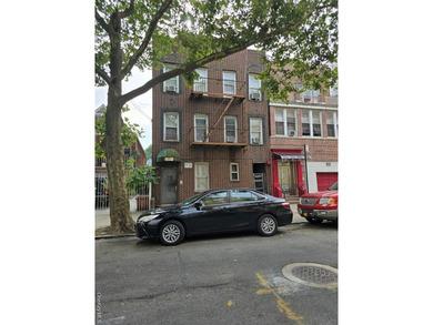 This is a 5 Family house at the heart of Parkchester, Bronx. The - photo 1