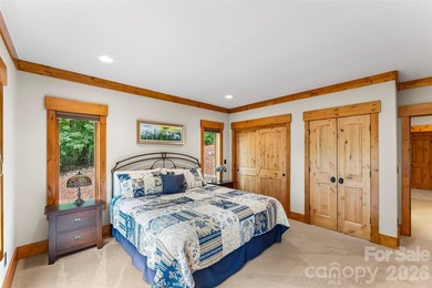 Exceptional Arts & Crafts lakefront retreat showcasing superior - photo 34
