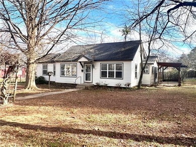 Lake Home For Sale in Russellville, Arkansas