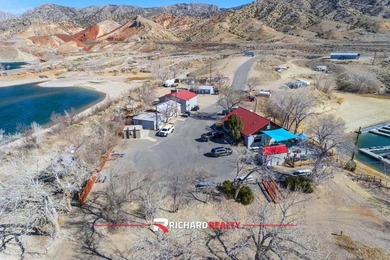 Experience a rare turnkey opportunity at Boysen Marina & - photo 2