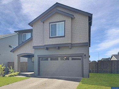 Open House 1/23/26 3-5PM This beautifully upgraded Cambridge