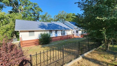 Lake Home For Sale in Bull Shoals, Arkansas
