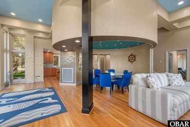 Bold in design and unmistakable in presence, this custom-built - photo 7
