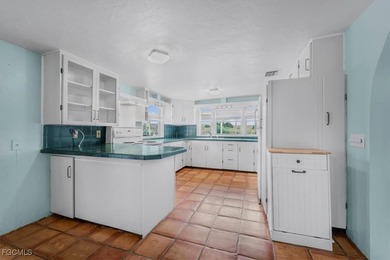 Enjoy the best of Lakeport waterfront living! This great - photo 11