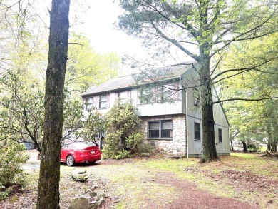 Lake Home Sale Pending in Lake Harmony, Pennsylvania