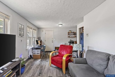 4 plex investor opportunity in central Salem with potential to