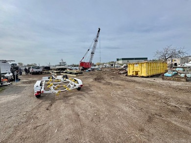 !Calling All Investors, Developers & End-Users!!! HUGE 1+ Acre - photo 11