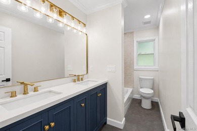 Welcome to 1 Gables Blvd, located in the heart of East Setauket - photo 12