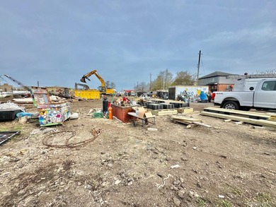 !Calling All Investors, Developers & End-Users!!! HUGE 1+ Acre - photo 16