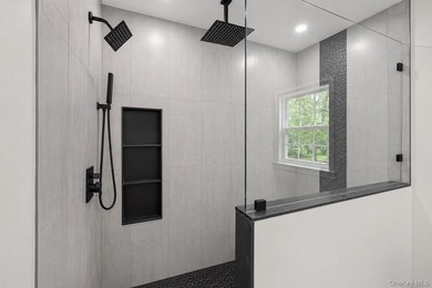 Welcome to 1 Gables Blvd, located in the heart of East Setauket - photo 19