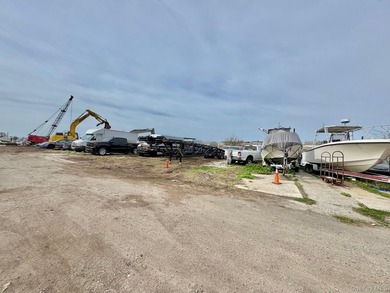 !Calling All Investors, Developers & End-Users!!! HUGE 1+ Acre - photo 19