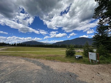 Custom built 2,820 sq. ft., 4 bedroom, 3 bath home on a peaceful - photo 22