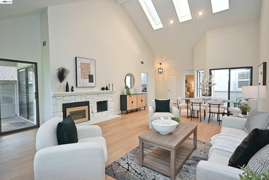 Rarely available, super popular, Alder end unit in an elevated - photo 7