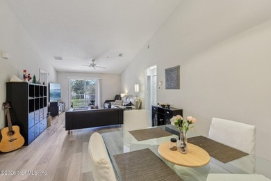Welcome to 4240 Migration Dr #6--an inviting, move-in ready - photo 8