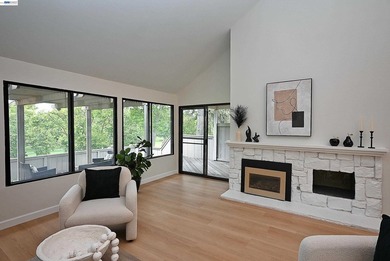 Rarely available, super popular, Alder end unit in an elevated - photo 9