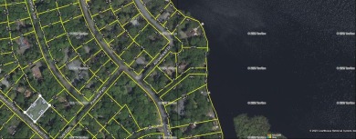Lake Lot For Sale in Pocono Lake, Pennsylvania