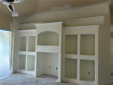 Property under renovation - Just needs new tile - new paint - photo 11