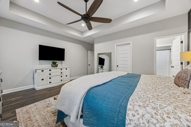 Step into this beautifully designed 4-bedroom, 2-bath home that - photo 22