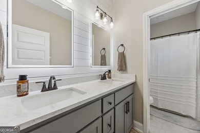 Step into this beautifully designed 4-bedroom, 2-bath home that - photo 24