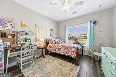 Step into this beautifully designed 4-bedroom, 2-bath home that - photo 29