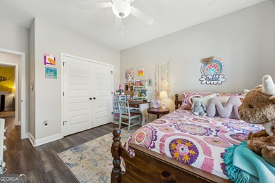 Step into this beautifully designed 4-bedroom, 2-bath home that - photo 30