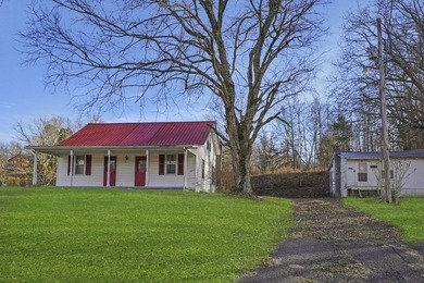 This loaded package offers 2.8 acres just outside city limits, 2 - photo 38