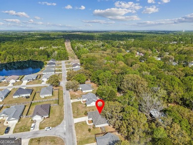 Step into this beautifully designed 4-bedroom, 2-bath home that - photo 46