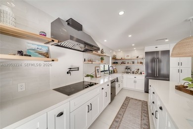 BEAUTIFUL NEWLY RENVATED RANCH HOME IN HOLLYWOOD! TASTEFULLY - photo 15