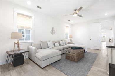 Ideally positioned one row in from the beach on one of - photo 16