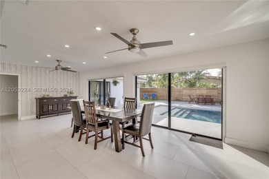 BEAUTIFUL NEWLY RENVATED RANCH HOME IN HOLLYWOOD! TASTEFULLY - photo 18