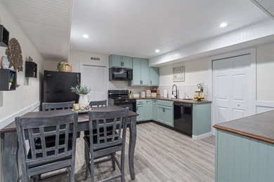 Ready for your new lake home? Holiday Island is the perfect - photo 20
