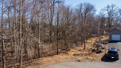 Lake Lot For Sale in Tobyhanna, Pennsylvania