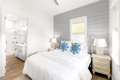 Ideally positioned one row in from the beach on one of - photo 25