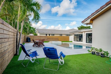 BEAUTIFUL NEWLY RENVATED RANCH HOME IN HOLLYWOOD! TASTEFULLY - photo 26