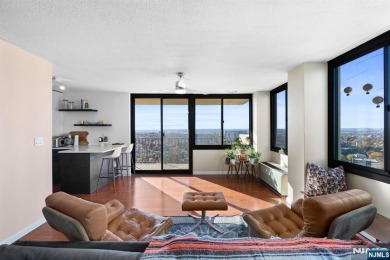 Spacious B-line corner unit at 200 Winston Towers boasts a prime