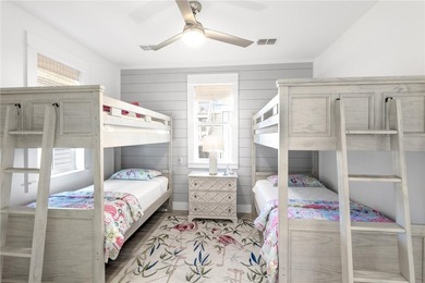Ideally positioned one row in from the beach on one of - photo 29