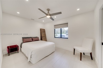 BEAUTIFUL NEWLY RENVATED RANCH HOME IN HOLLYWOOD! TASTEFULLY - photo 36