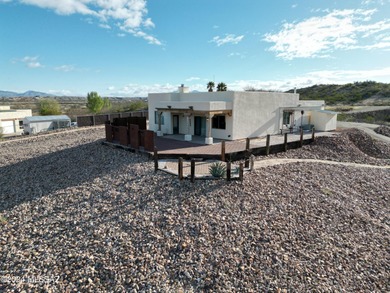 GORGEOUS HOME WITH FABULOUS HILLTOP VIEWS! 3 BDRM/2Ba with