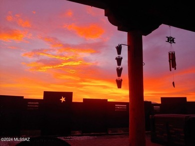 GORGEOUS HOME WITH FABULOUS HILLTOP VIEWS! 3 BDRM/2Ba with