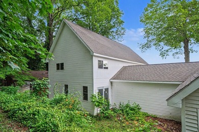 Framed home on Dewey Lake with 76 feet of lakefront and a newly - photo 5