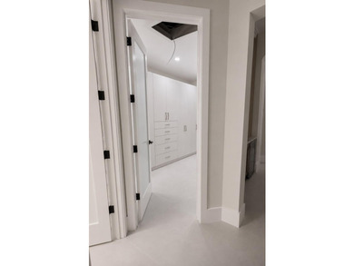 Completely reimagined contemporary smart home blending - photo 23