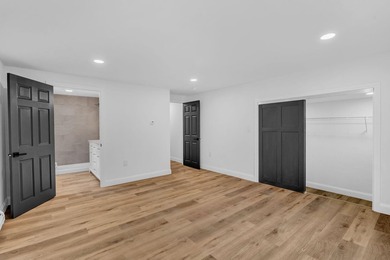 Fully renovated and move-in ready, this stylish yet cozy home - photo 24